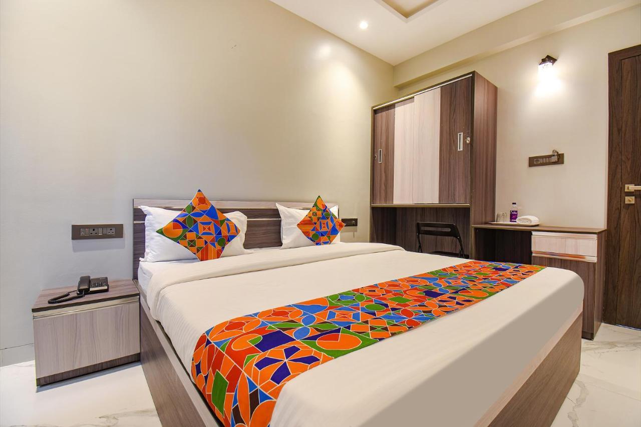 פונה Fabhotel Gaurav Galaxy מראה חיצוני תמונה