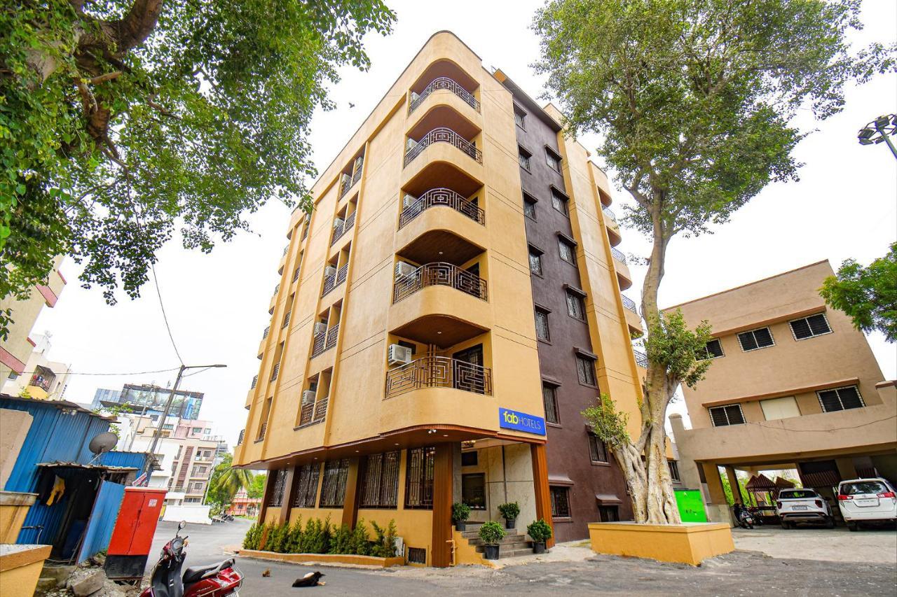 פונה Fabhotel Gaurav Galaxy מראה חיצוני תמונה